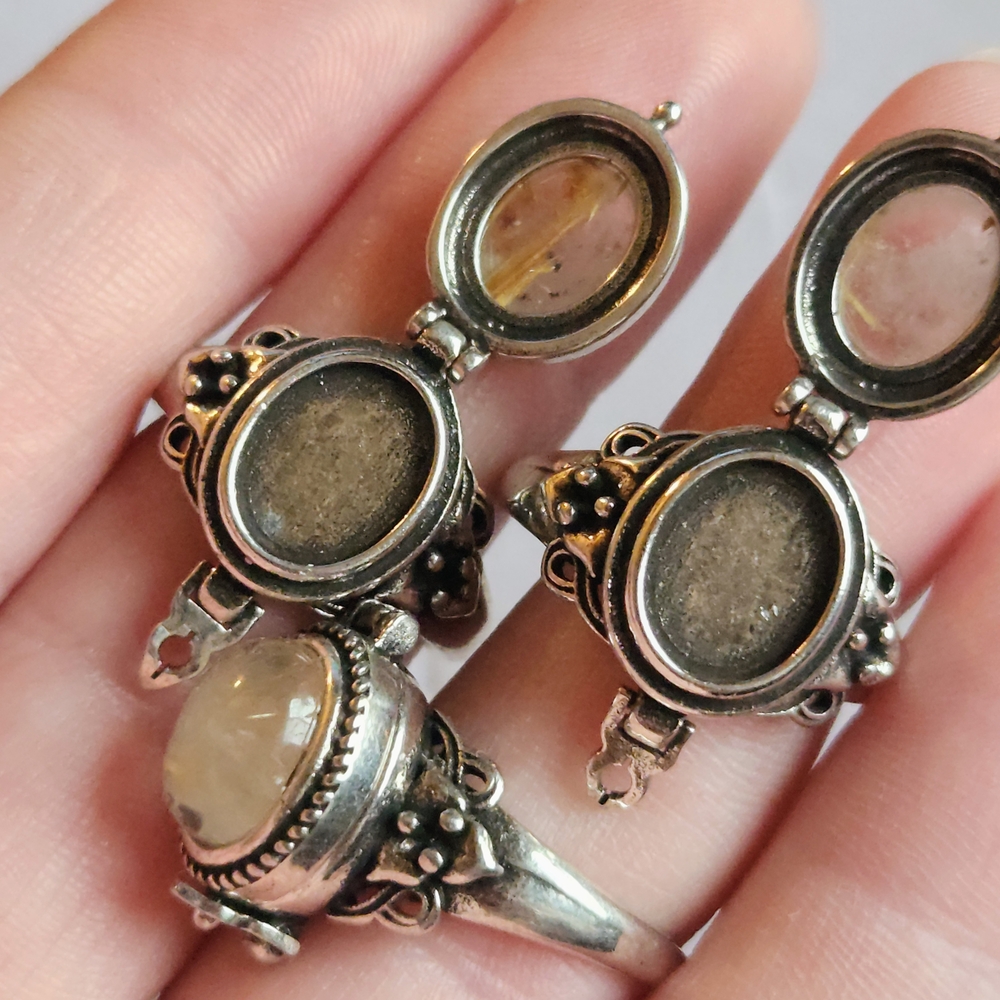 Golden Rutilated Quartz Poison Ring. - Picture 8 of 9